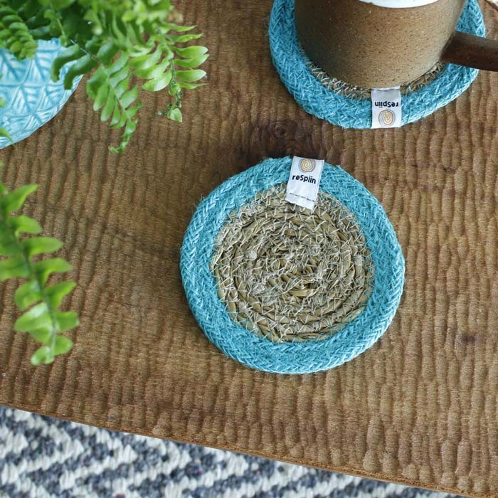 Seagrass & Jute Coaster in Natural/Turquoise